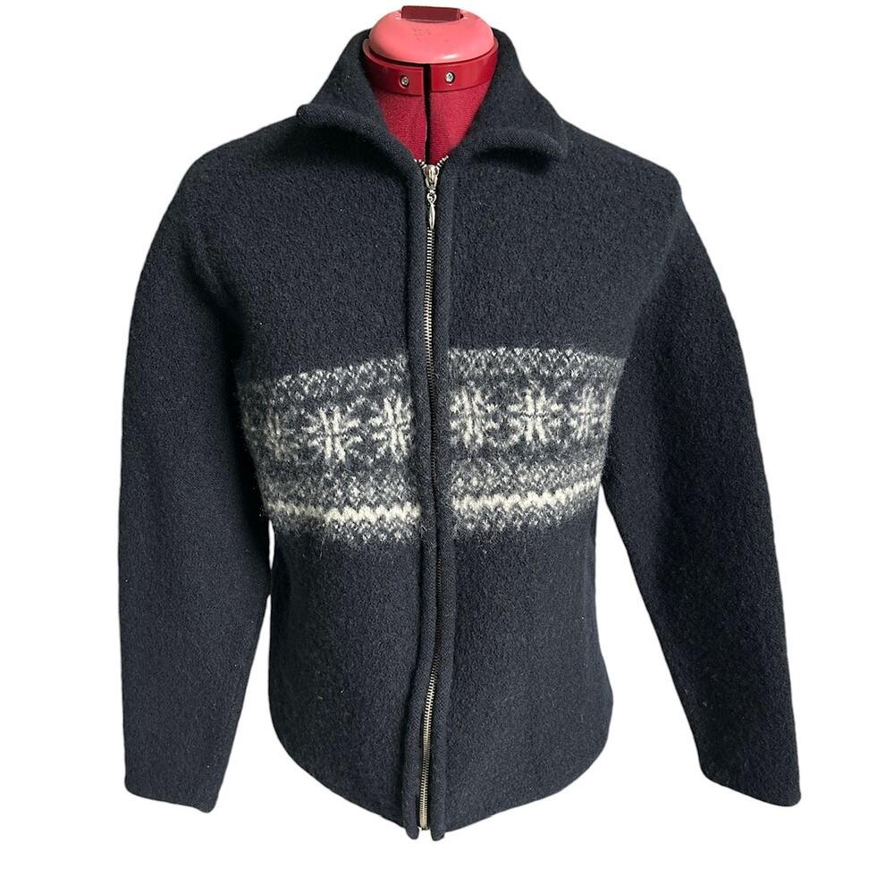 Vintage Cherokee Size Large 100% Boiled‎ Wool Collared Sweater Jacket Snowflakes